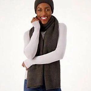 barefoot dreams scarves